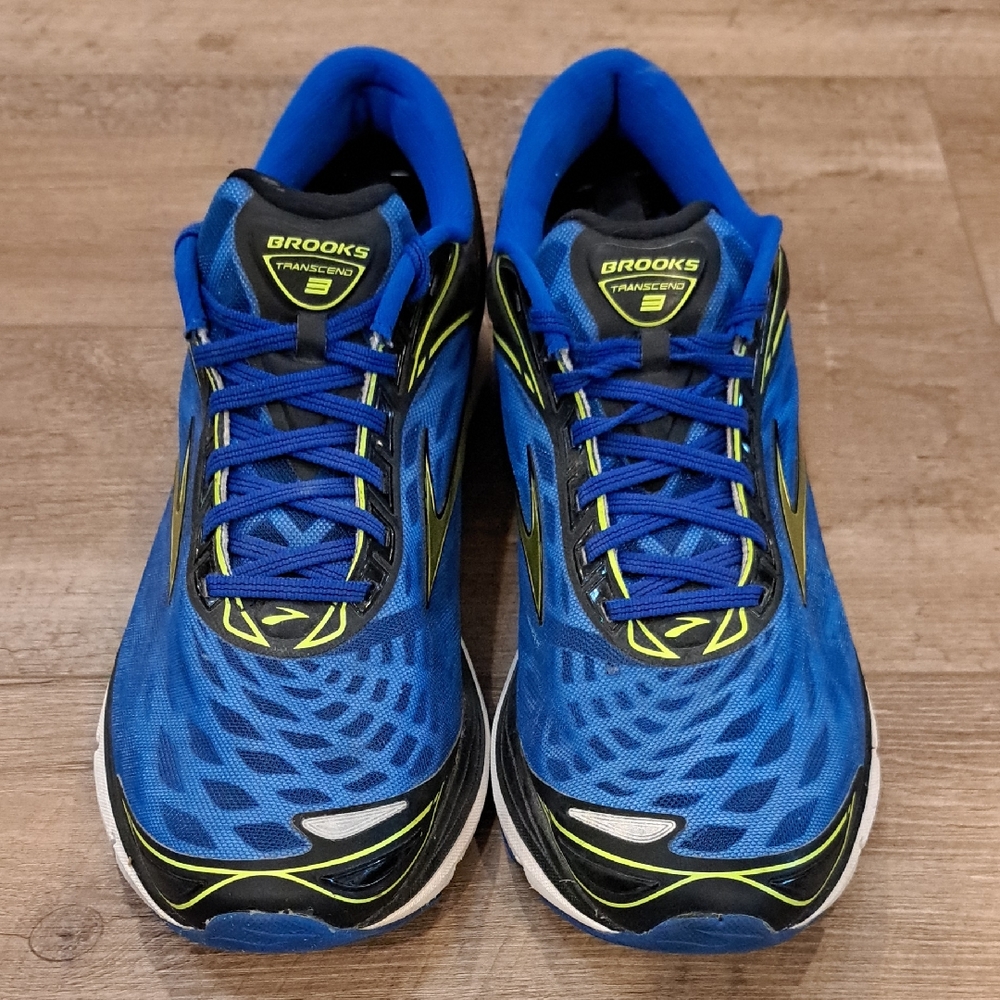 Brooks Blue and Yellow Transcend 3 Running Shoes